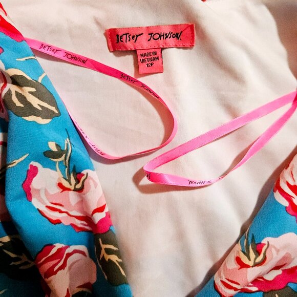 Betsey Johnson Floral Rose Dress - Picture 8 of 8
